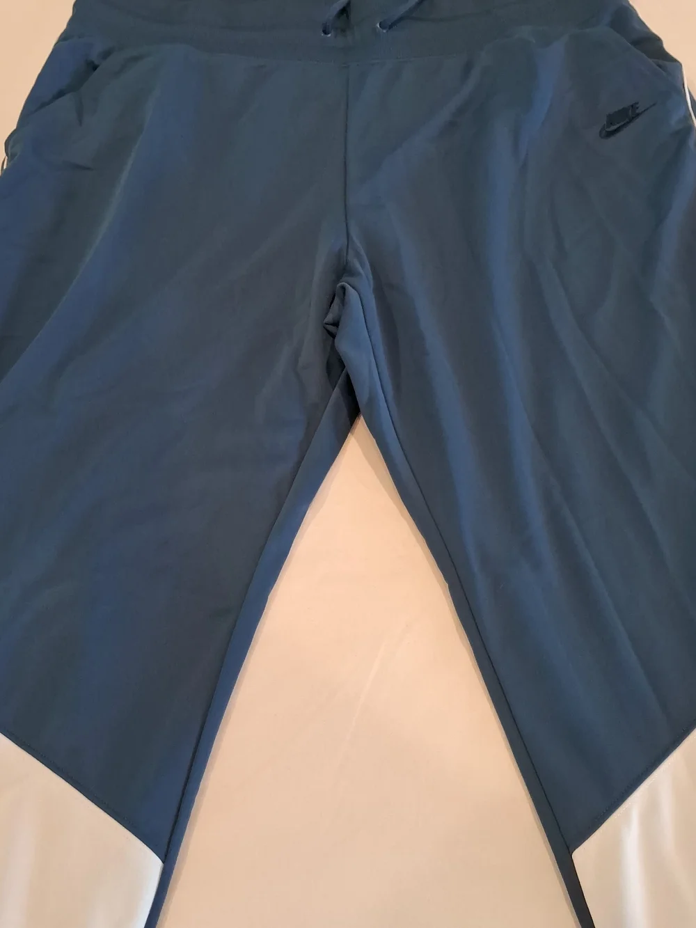 Nike Blue Womens Standard Fit Jogger Pants with White Swoosh Tag - Picture 2 of 16